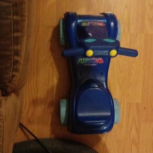 A PJ masks toy car